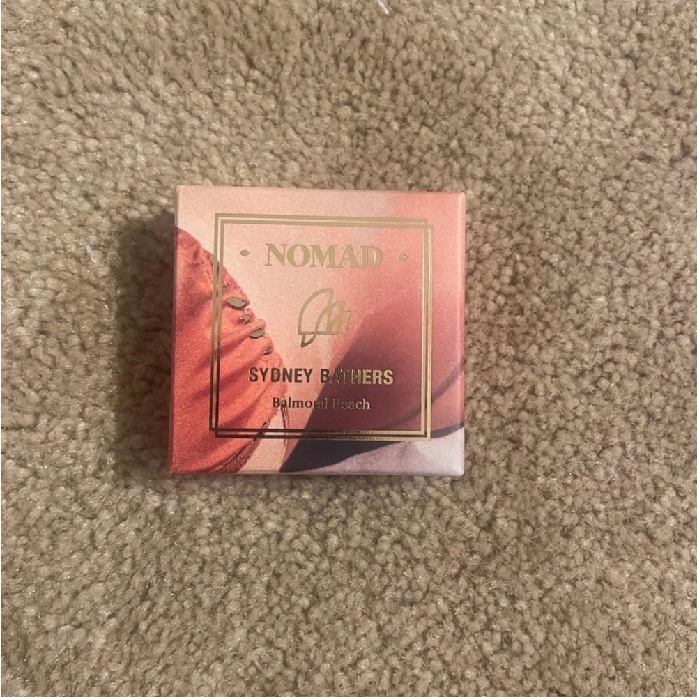 Deluxe Luxury Travel Size Blush and Highlighter Bundle - Picture 2 of 8